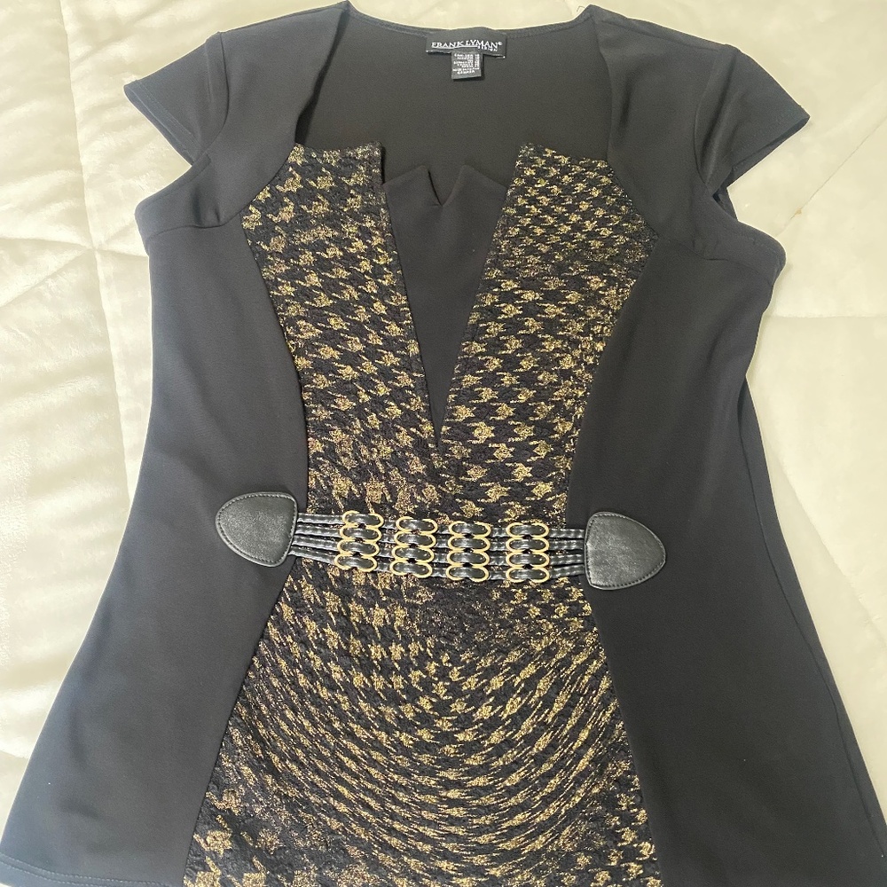 Frank Lyman Womens Designer top